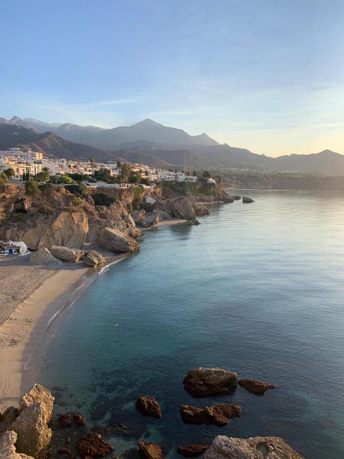 Atico & Terraza By Maison Jaken Nerja Exterior foto
